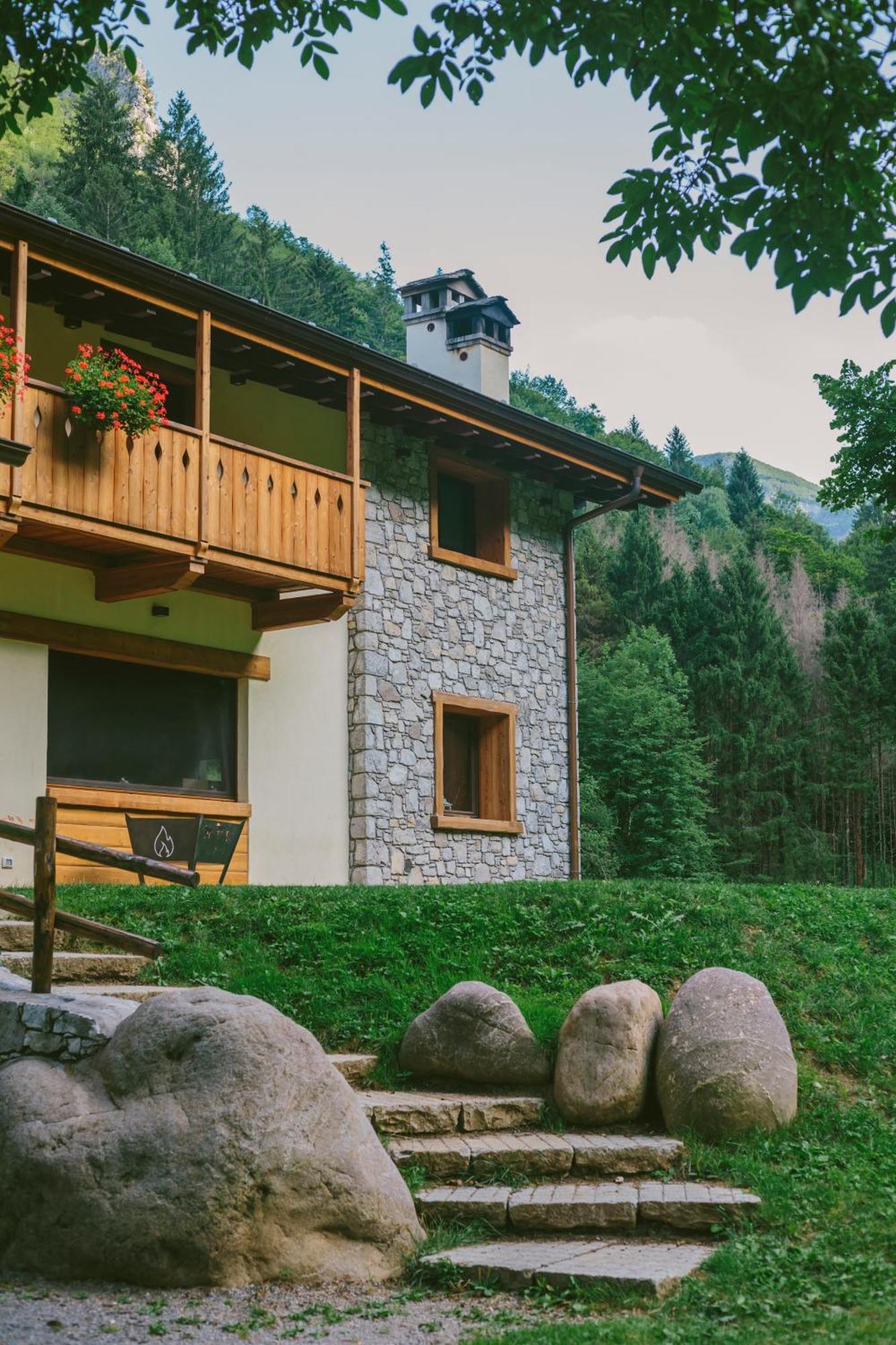 Vila Agriturismo Ferdy Lenna Exteriér fotografie